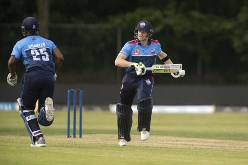 Steve Smith leaves Bangladesh T20 league with elbow injury