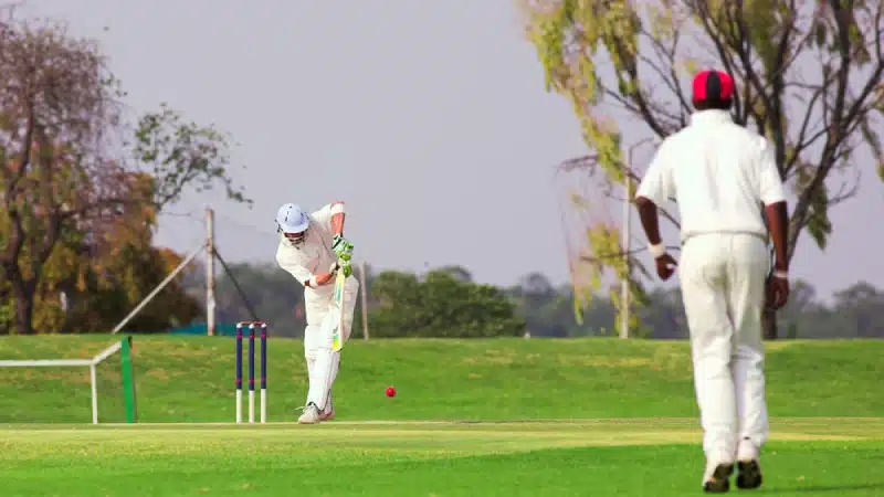 Lancashire puts pressure on Derbyshire with Turner’s century in the County Championship 