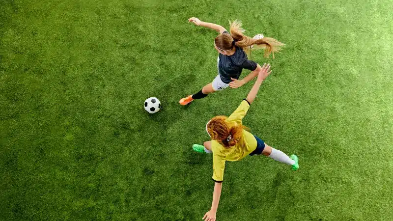 England Lionesses greeted by 65,000 fans after Euro 2025 win