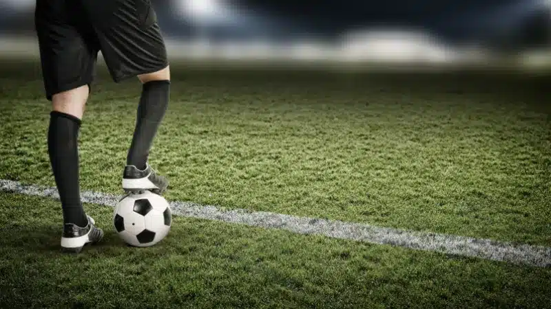 Kane and Díaz fire Bayern to Supercup win against Stuttgart