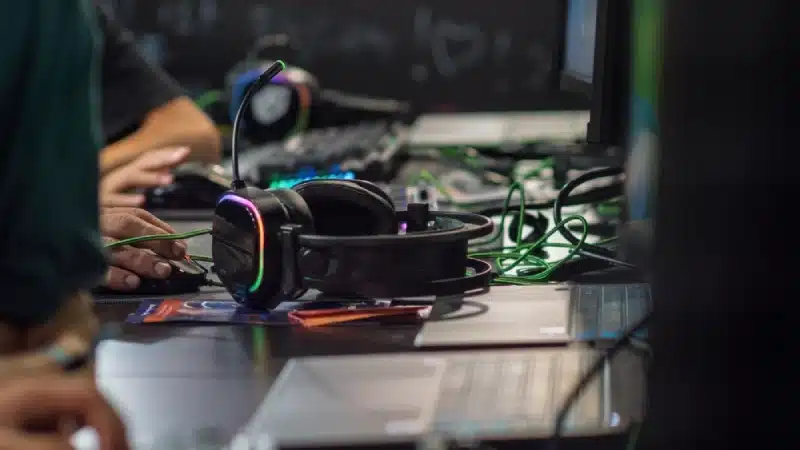 BLAST x Thomas Lyte collaboration brings luxurious FNCS Championship trophy