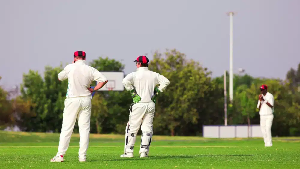 Pakistan beats Bangladesh by 11 runs, sets up India final